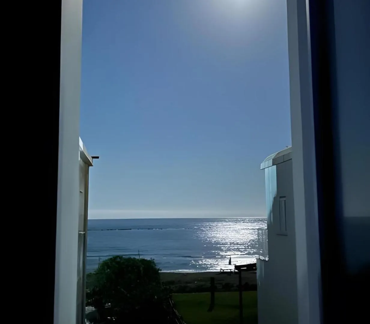 Ammos Beachfront Villa Paradise Larnaka
