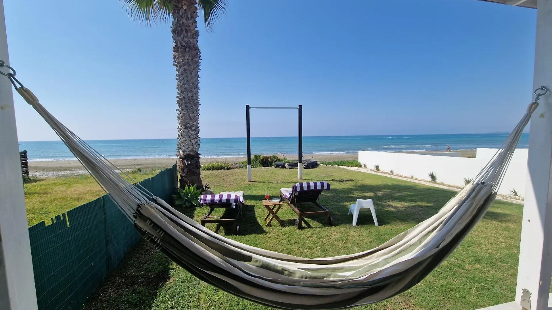 Ammos Beachfront Villa Paradise Larnaca 0*,  Cyprus